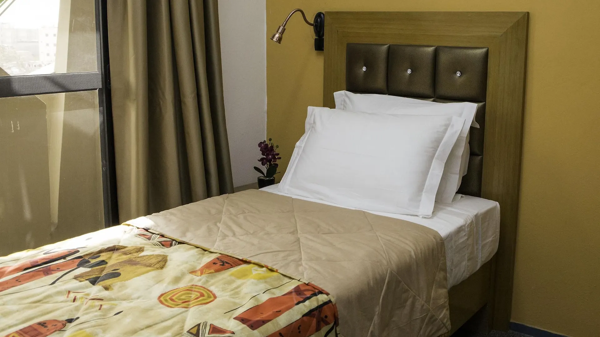Wakola Hotel Fass Dakar